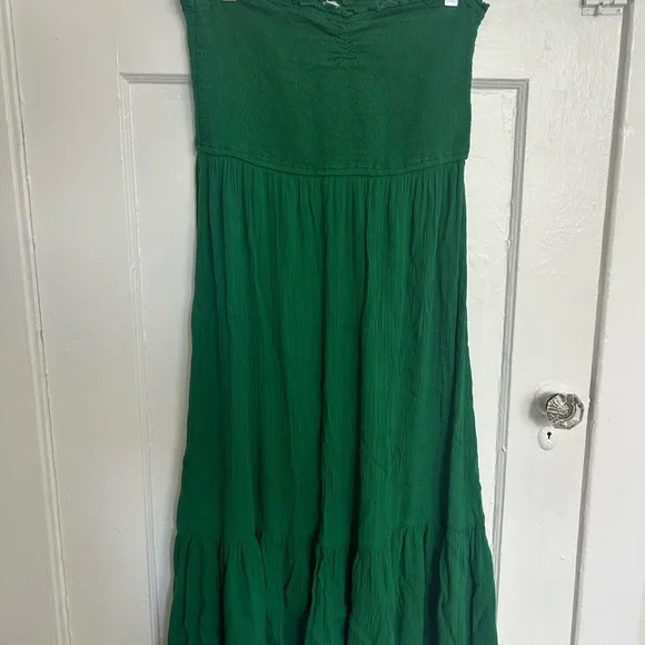 aerie | Dresses | Aerie Green Smocked Top Maxi Dress | Poshmark
